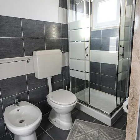 Silvia * Порто-Чезарео