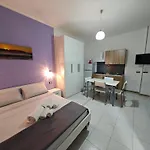 Silvia Apartment *